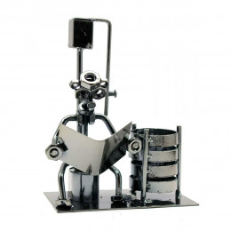 Техно-арт подставка для ручек "Читатель"