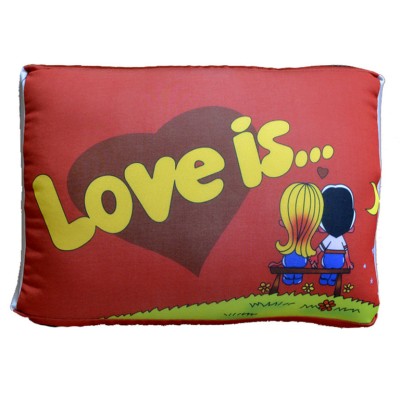 Подушка love is (красная)