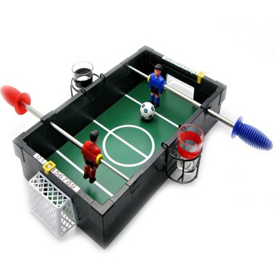 Настольная игра "Футбол с рюмками" Настольная игра "Футбол с рюмками"
